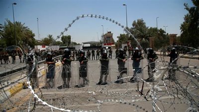 استهداف سيارة دبلوماسية بريطانية في بغداد بعبوة ناسفة