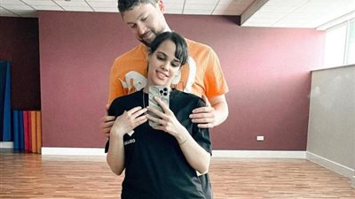 بإطلالة رومانسية.. نور عمرو دياب برفقة خطيبها فى أحدث ظهور