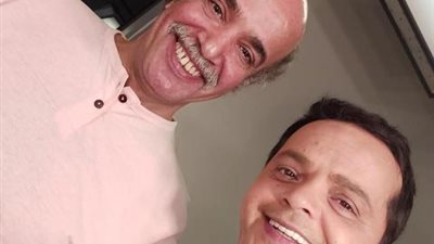 محمد هنيدي ينتهي من تصوير ”النمس والإنس”