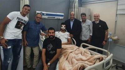 مصيلحى ويوسف فى زيارة لـ رزق الاتحاد بالمستشفى