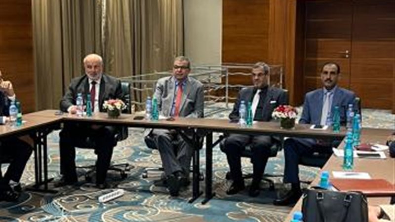 سعفان يشارك في اجتماع