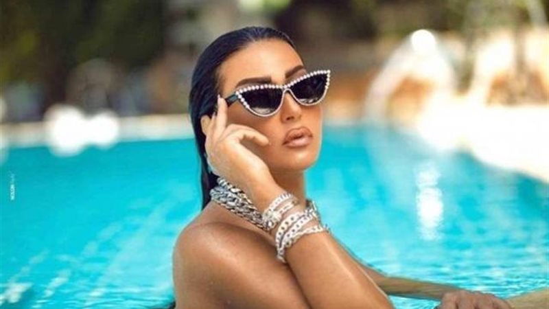 سمية الخشاب