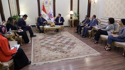 لهذا السبب .. وزير التعليم العالي والصحة يستقبل سفير أوزبكستان لدى مصر