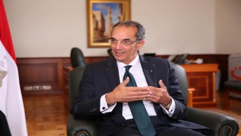 وزير الاتصالات