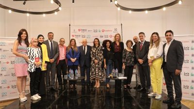 ”فيكتوري لينك” تنظم حفل توقيع الكتاب الأول لمبادرة ”واحدة جديدة” دعماً لنساء مصر المعاصرات