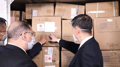 الإسكندرية تستقبل شحنة مستلزمات طبية هدية من دولة الصين