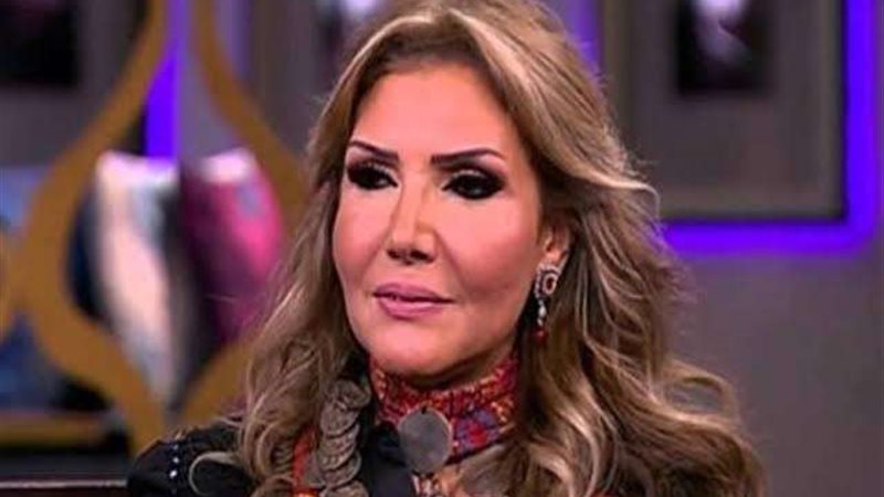 نادية مصطفى