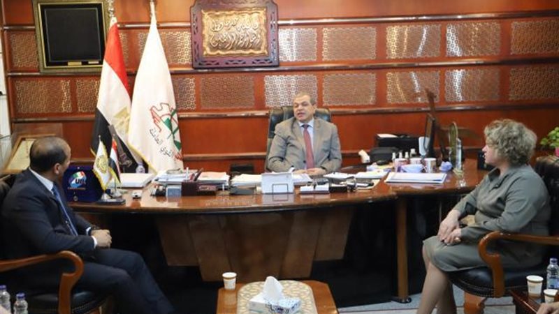 لقاء وزير القوى العاملة