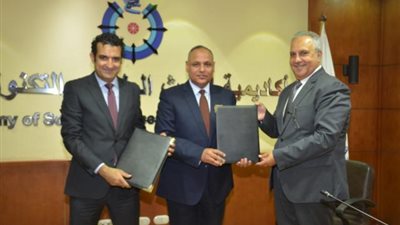 بروتوكول تعاون بين أكاديمية البحث العلمي وصادكو للصناعات في مجال حماية البيئة