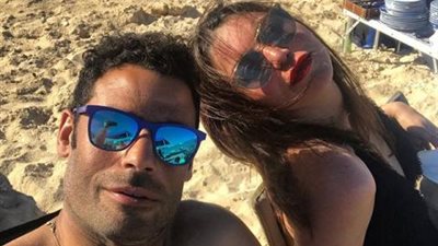 آخر دلع.. لقاء الخميسي ومحمد عبد المنصف يودعان الصيف