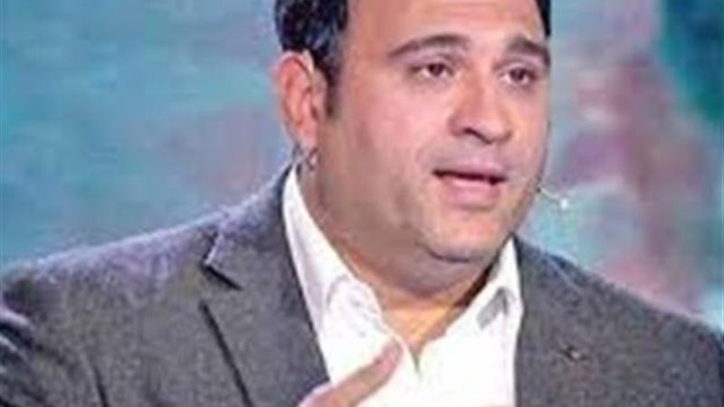 أكرم حسني