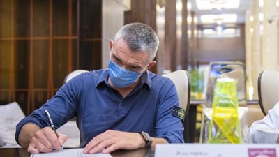 مفاجأة.. كارتيرون لم يدفع الشرط الجزائي للزمالك حتى الآن