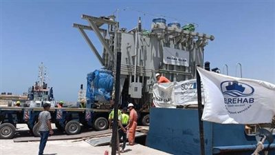 كواليس وصول معدات محطة الكهرباء البخارية لميناء العريش