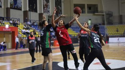 سيدات سلة الاهلي وسبورتنج يبحثان عن لقب الدوري الليلة