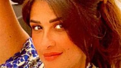 ياسمين عبد العزيز بإطلالة ساحرة فى أحدث ظهور