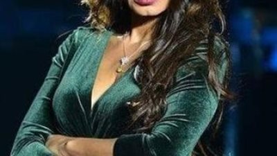 نجلاء بدر تهاحم بعض منتقدي الزعيم عادل إمام:  سبوه يرتاح مره ويستمتع بنفسه وحياته