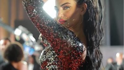 دارين حداد تخطف الأنظار بإطلالة مميزة فى أحدث ظهور