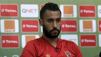 حسام عاشور يهنئ جمهور الاهلي بالدوري 42
