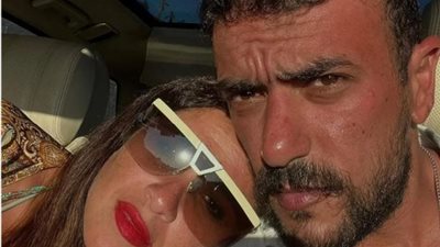 احمد العوضي برفقة زوجته ياسمين عبد العزيز في أحدث ظهور