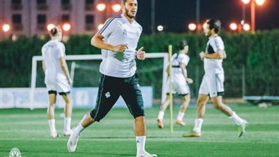 عاجل.. ننفرد بالأسباب الحقيقية وراء هروب  رمضان صبحي من الأهلي.. و نصب كارتيرون علي الزمالك