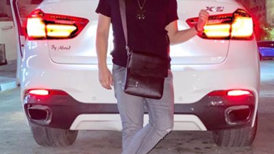 عمر كمال لمنتقدي سيارته : شهادتك مكانها الدرج