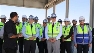 بالصور.. رئيس «المحطات النووية» يستقبل وزير القوي العاملة بموقع محطة الضبعة النووية