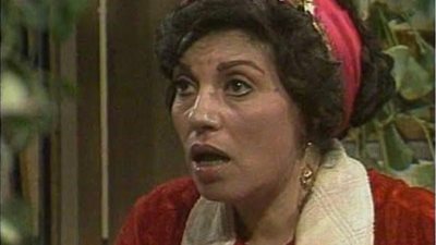 تركت بصمة فنية خالدة.. صفاء أبو السعود تنعى رجاء حسين بكلمات مؤثرة