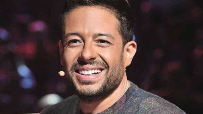 محمد حماقي يشعل حفله الغنائي بالعلمين بأحدث أغانيه