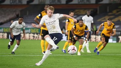 مانشستر سيتى يسجل انطلاقة رائعة بثلاثية في وولفرهامبتون