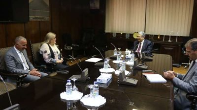 وزير الكهرباء يستقبل سفيرة سلوفينيا بالقاهرة لدعم وتعزيز التعاون