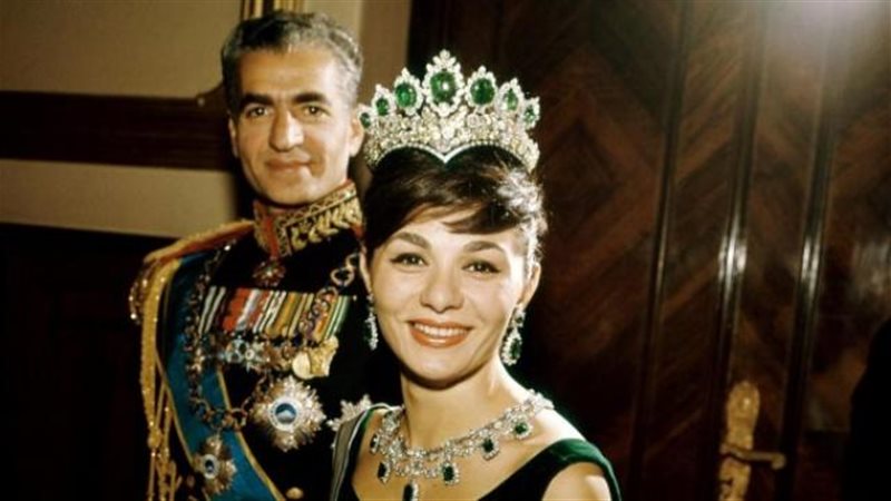 الشاه وفرح ديبا