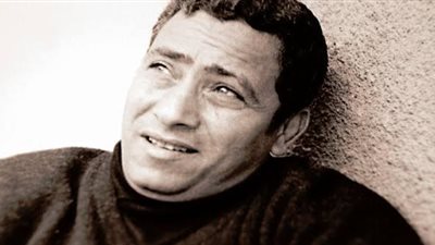 كان أهلاوي متعصب وحصل علي درع في الملاكمة.. عاني من التجاهل وأخفي مرضه لعشر سنوات.. تمني أن يري شادية قبل وفاته.. حكايات الفنان أحمد الحداد