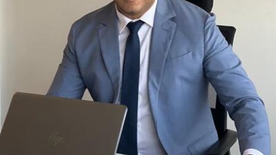 خبير عقاري: تثبيت البنك المركزي لأسعار الفائدة يحقق توازن كبير بالسوق