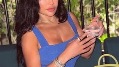 هيفاء وهبى بإطلالة جريئة فى أحدث جلسة تصوير