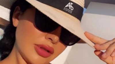 لاميتا فرنجيه بإطلالة جريئة فى أحدث طلسة تصوير