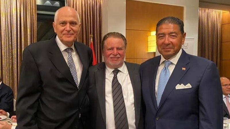 هشام عز العرب وحسن