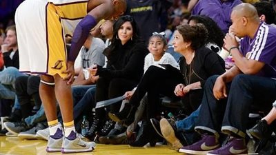 غرائب كورونا.. تفاصيل وصلة ردح بين أغنى أرملة في العالم ووالدتها