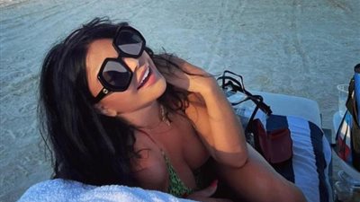 هيفاء وهبى تستعرض جمالها بإطلالة مثيرة عبر ”انستجرام”