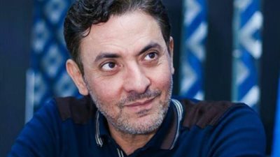 فتحي عبد الوهاب بـ”اللوك” الخاص بمسلسله الجديد