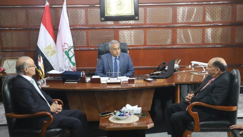 لقاء وزير القوى العاملة