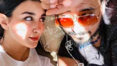 إسلام حافظ يعلن خطبته علي جيهان خليل