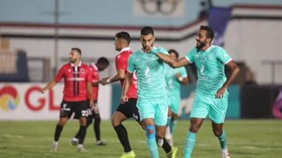 30 دقيقة.. مروان محسن يهدر ومازال التقدم للأهلي على نادي مصر بهدف دون رد