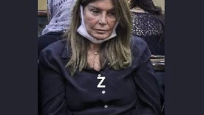 ميرفت أمين بإطلالة حزينة في عزاء الراحل علي عبد الخالق