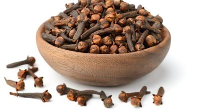 ماذا يحدث للجسم عند تناول حبتين من القرنفل في اليوم؟.. إليك الإجابة