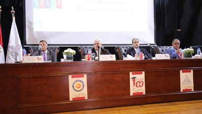 وزير التعليم العالي يرأس اجتماع المجلس الأعلى لشئون التعليم والطلاب بجامعة عين شمس