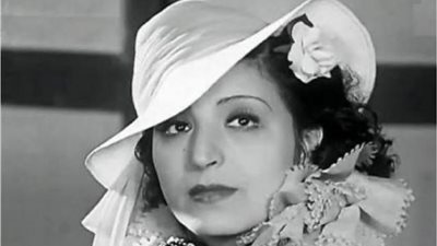 تزوجت أربع رجال منهم شقيق زوجها .. دخلت التمثيل بكذبة علي يوسف وهبي.. حكايات عزيزة أمير أول سينمائية في مصر