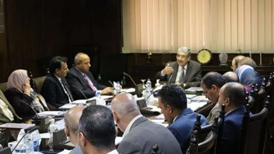 وزير الكهرباء يتابع مؤشرات الأداء في شركة القناة للتوزيع