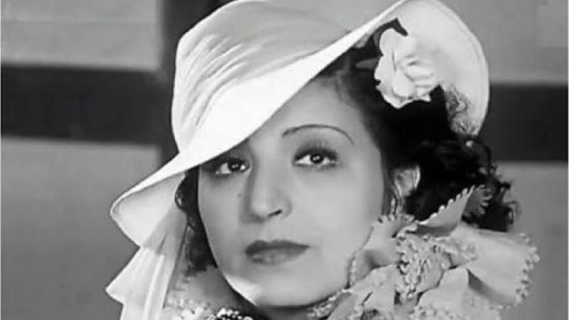 عزيزة أمير
