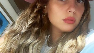 إيمان العاصي تخطف الأنظار بإطلالة مميزة