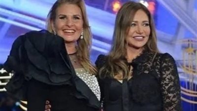 ليلي علوى تخطف الأنظار برفقة يسرا فى احدث ظهور